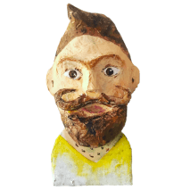 papiermache mensportret van man met baard en snor en kuif